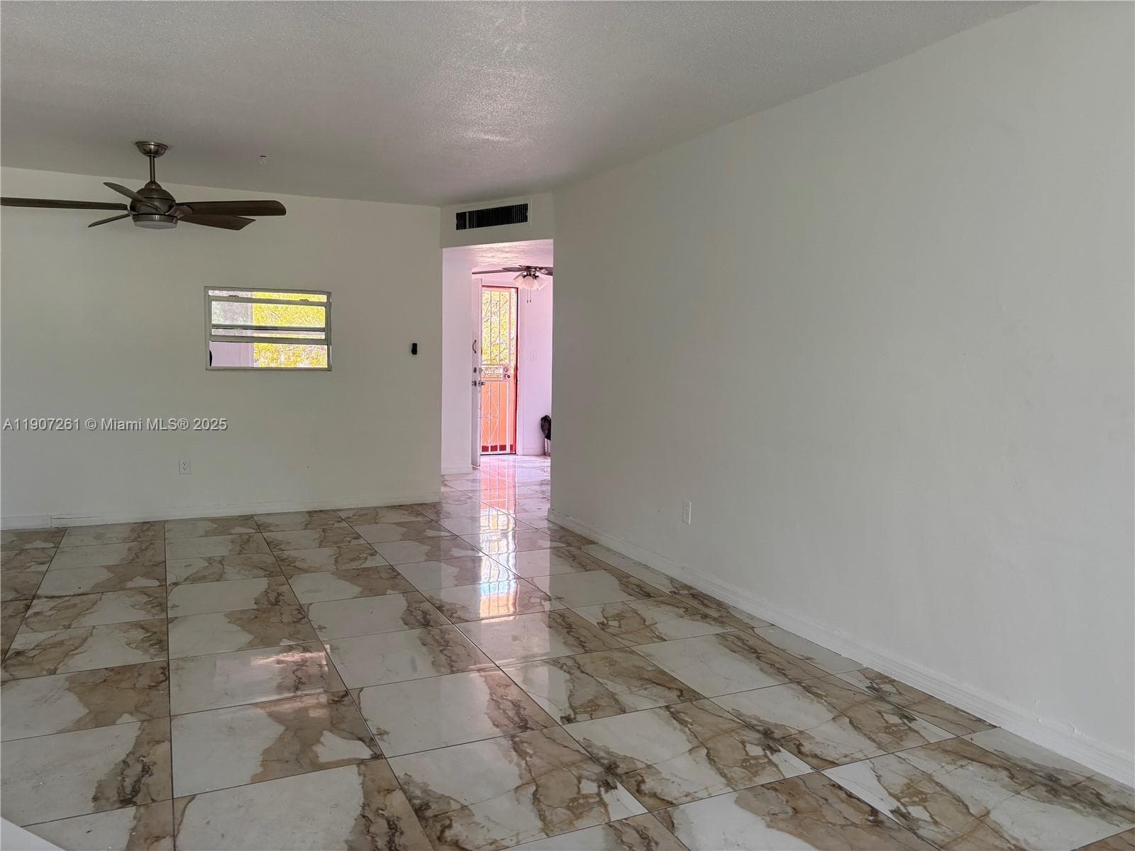 ROLLING GREEN CONDO · #C211 in Miami - Photo 4