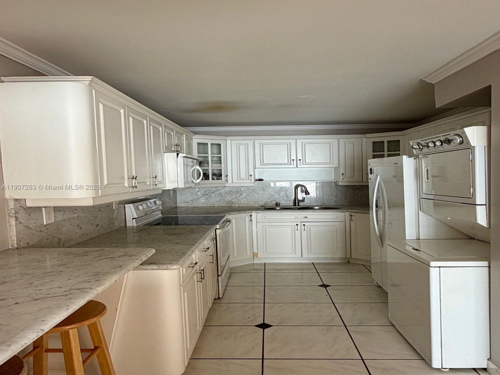 LE TRIANON CONDO · #11A in Miami Beach - Photo 19