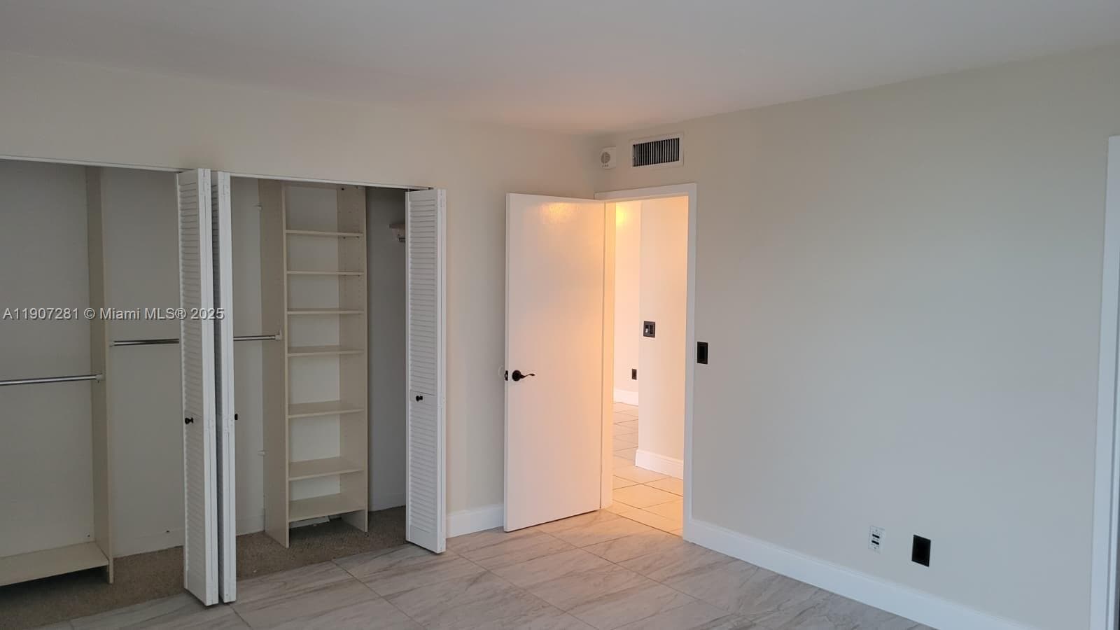 KEYSTONE TOWERS CONDO · #409 in North Miami - Photo 9
