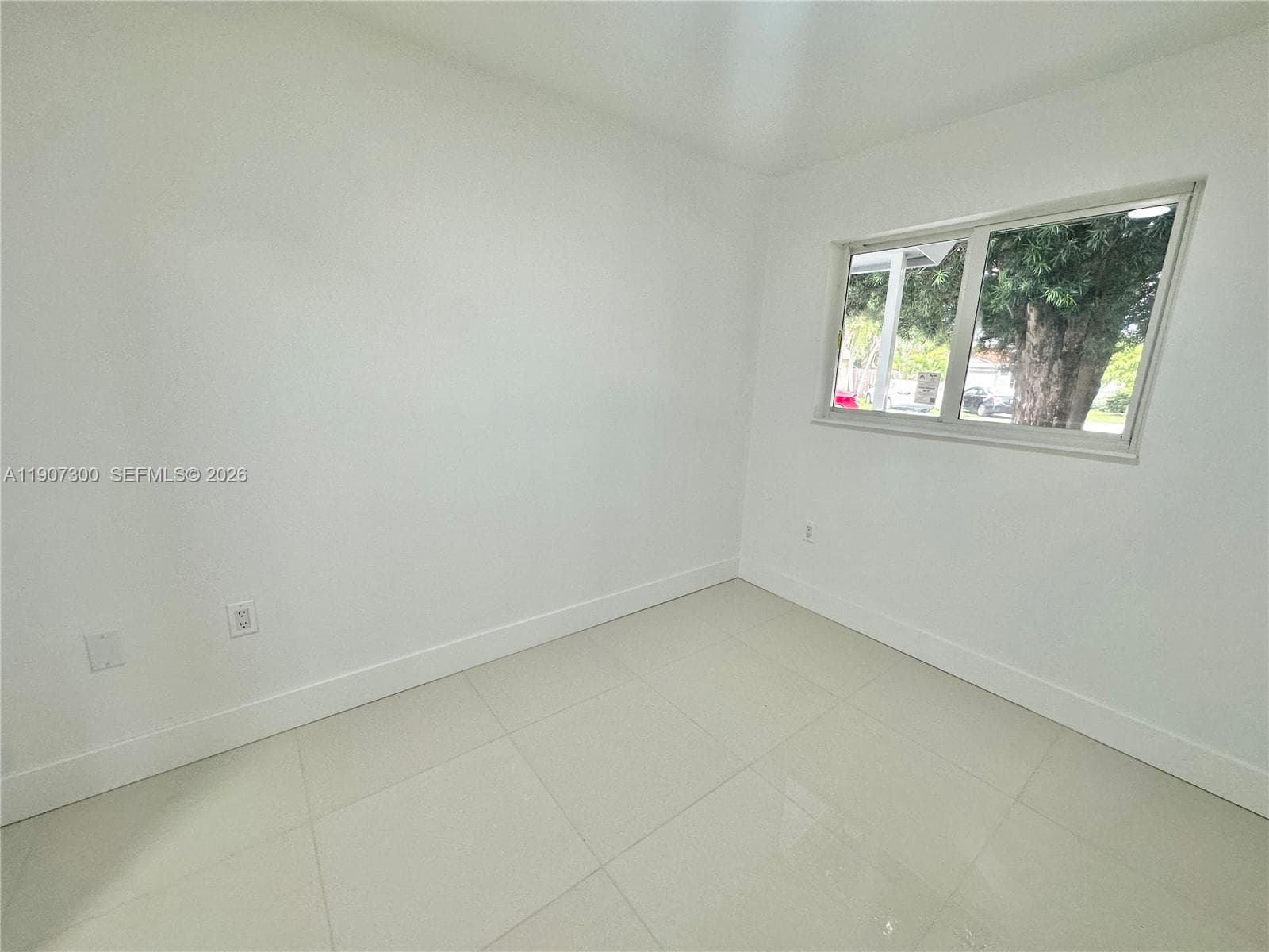 5740 Freedom St photo 13