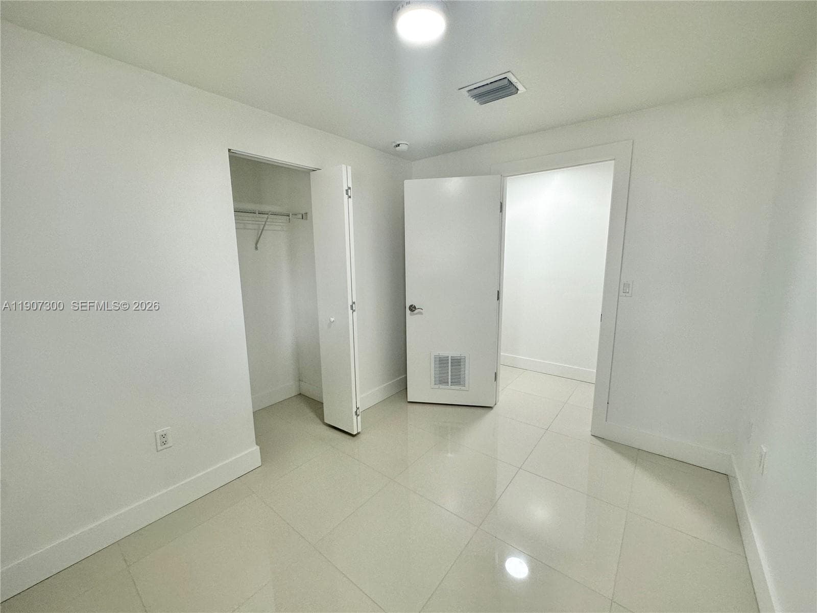 5740 Freedom St photo 16