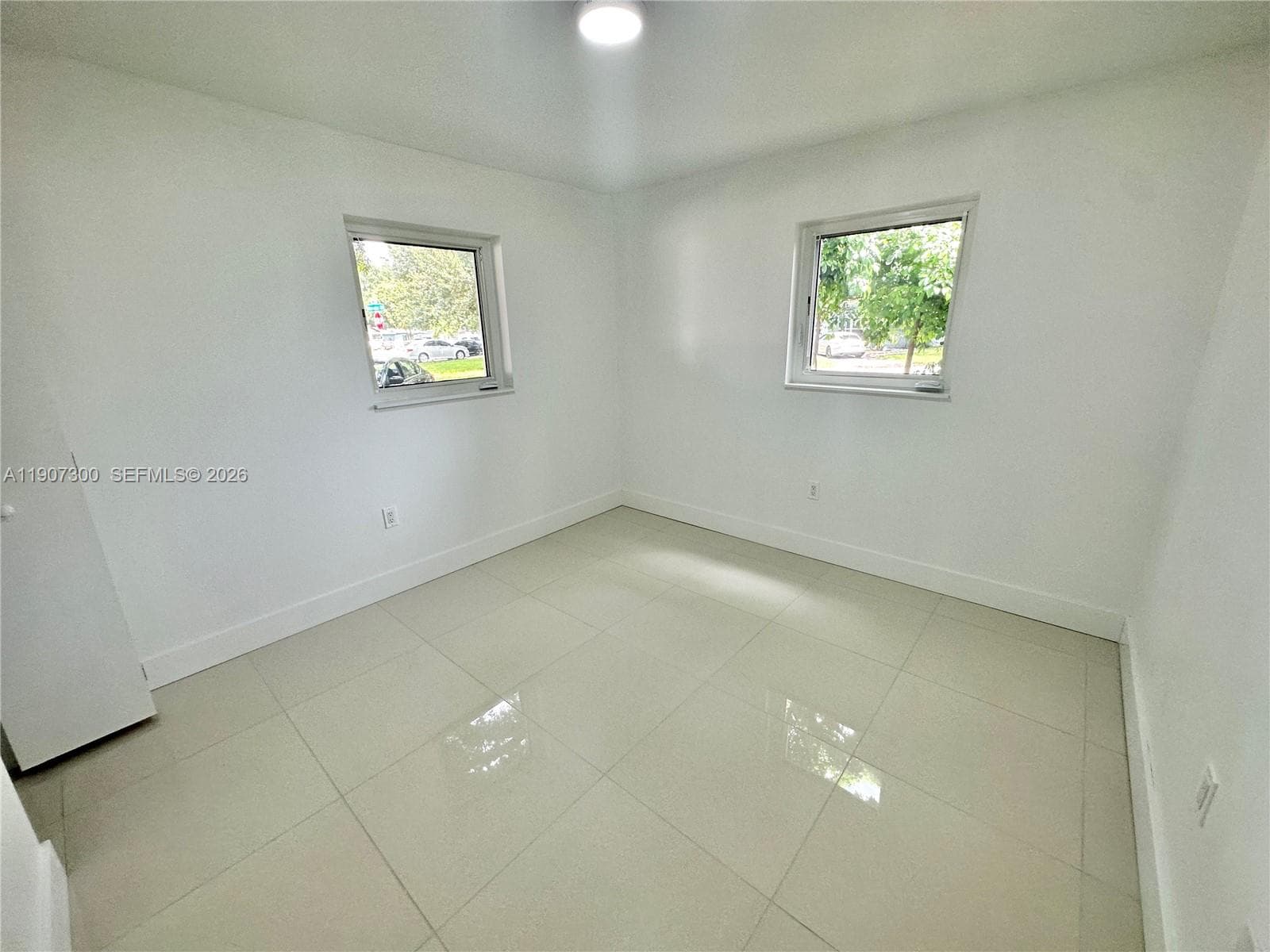 5740 Freedom St photo 7