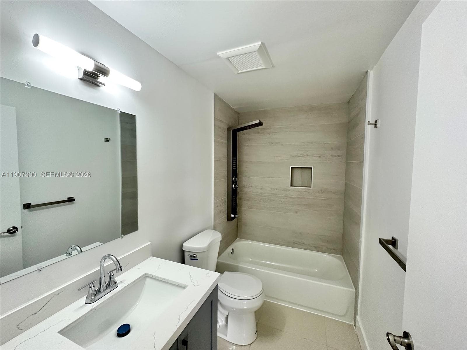 5740 Freedom St photo 20