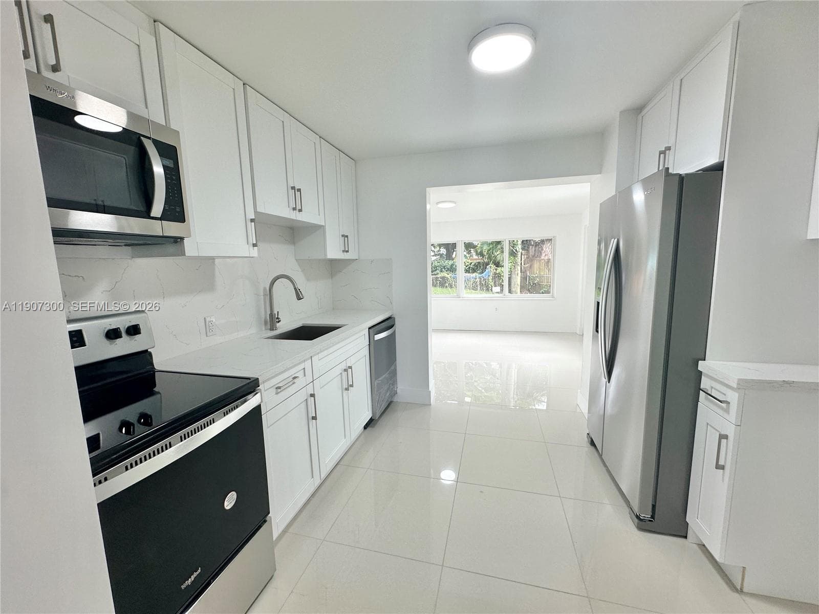 5740 Freedom St photo 24