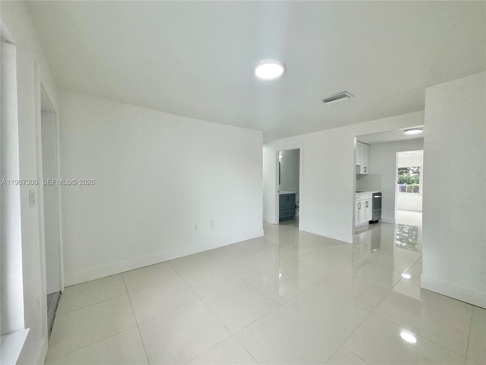5740 Freedom St photo 19