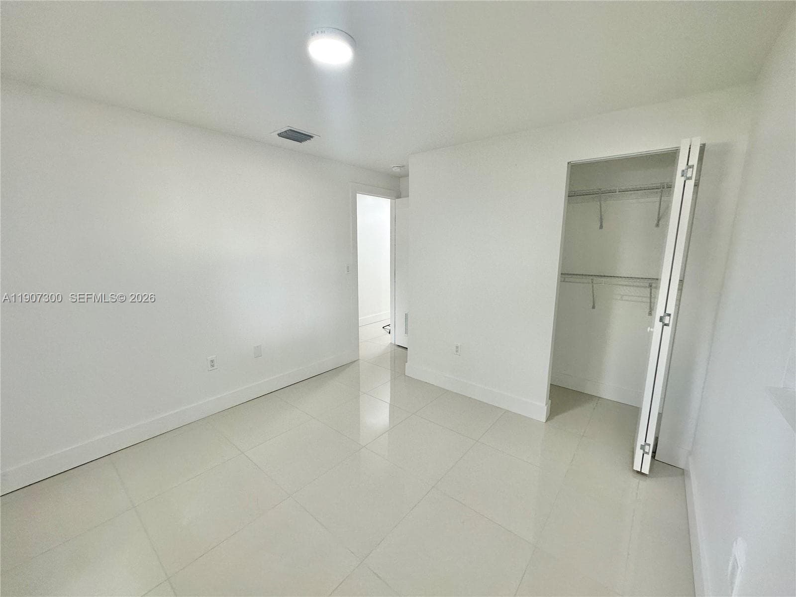 5740 Freedom St photo 8