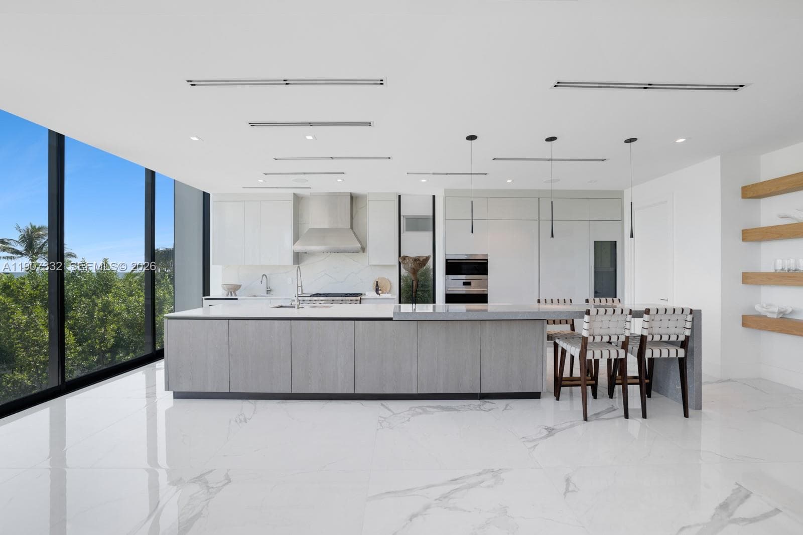 7845 Atlantic Way photo 42