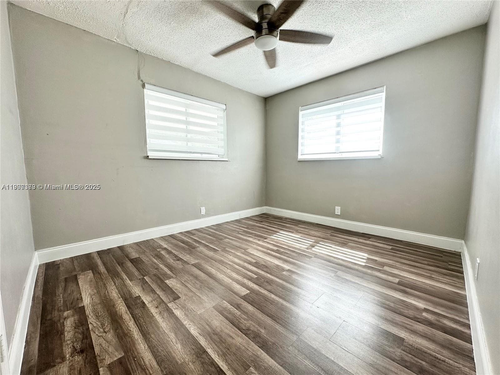 5404 NW 23rd Ter photo 12