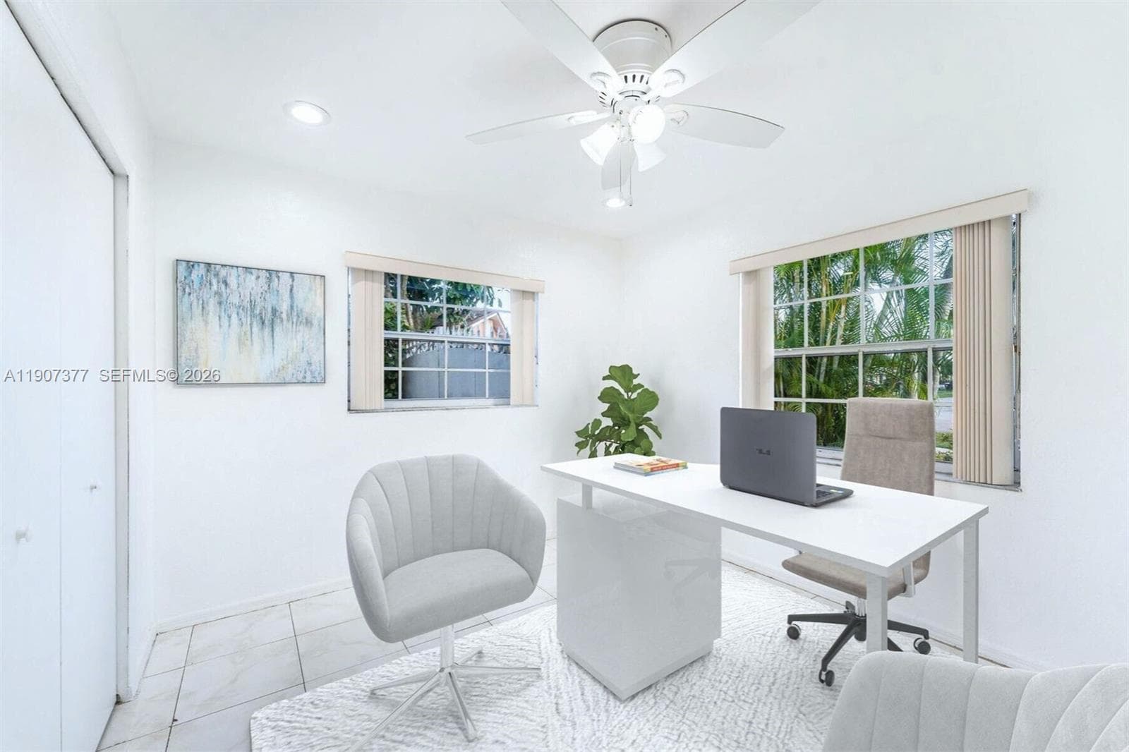 Virtual staging – decor not included