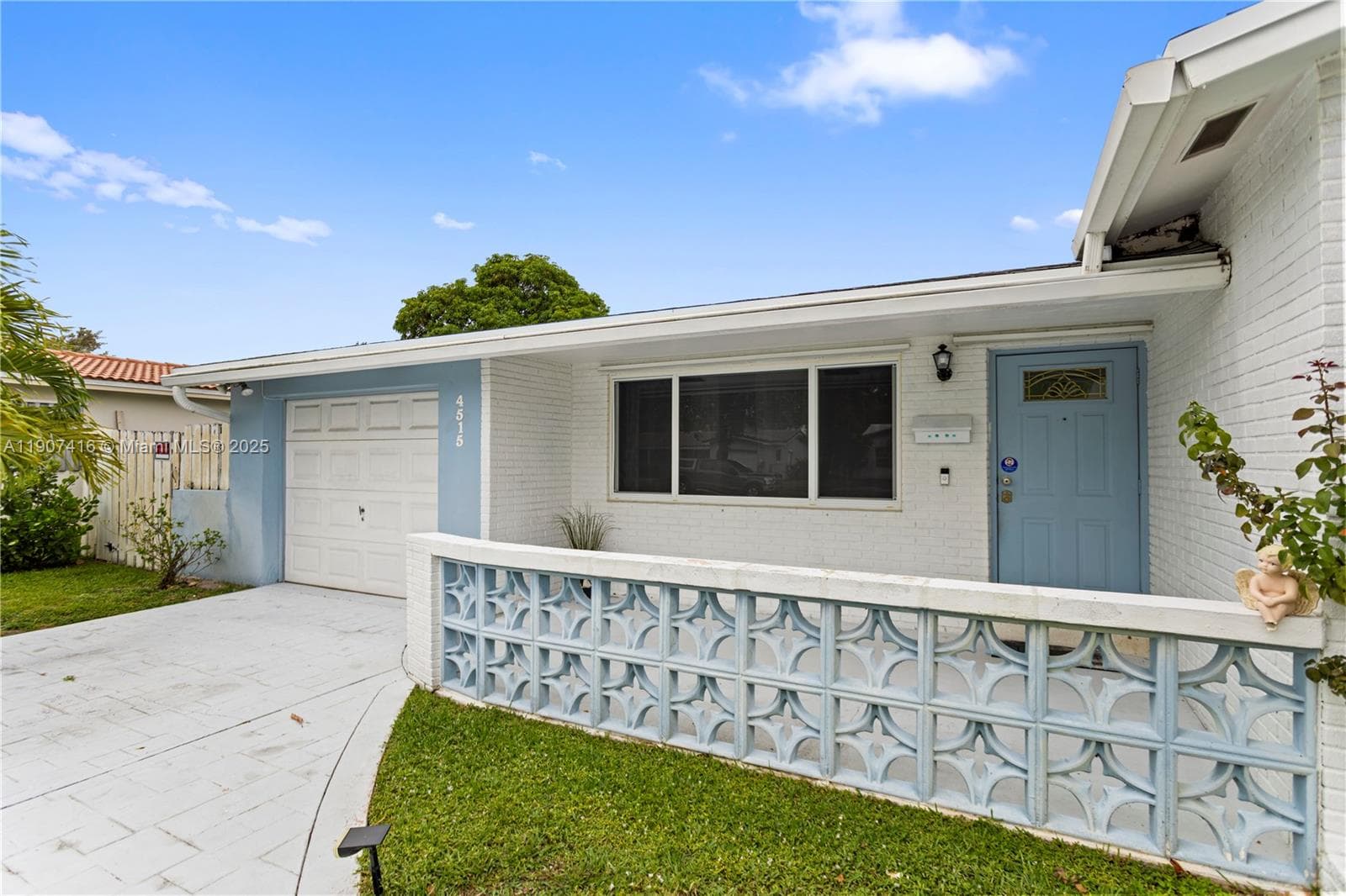 4515 Jackson St photo 3