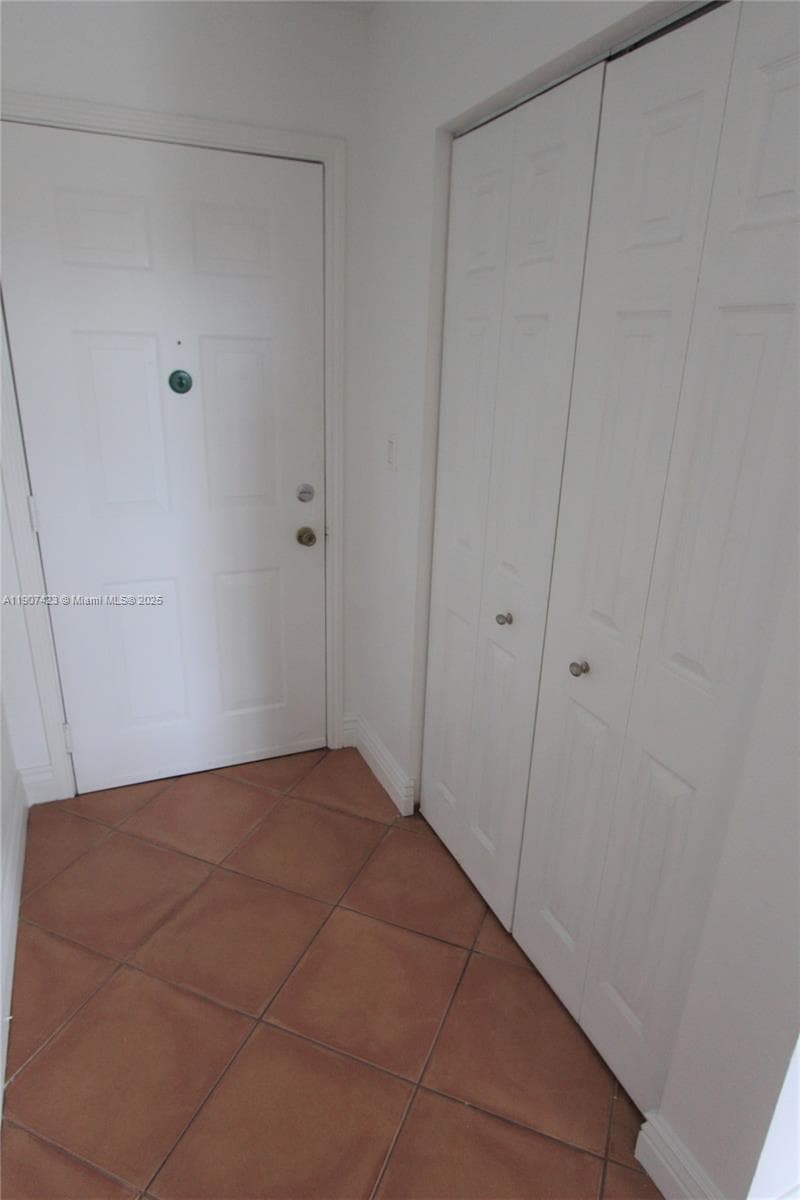SAILBOAT POINTE CONDO · #213 in Oakland Park - Photo 3