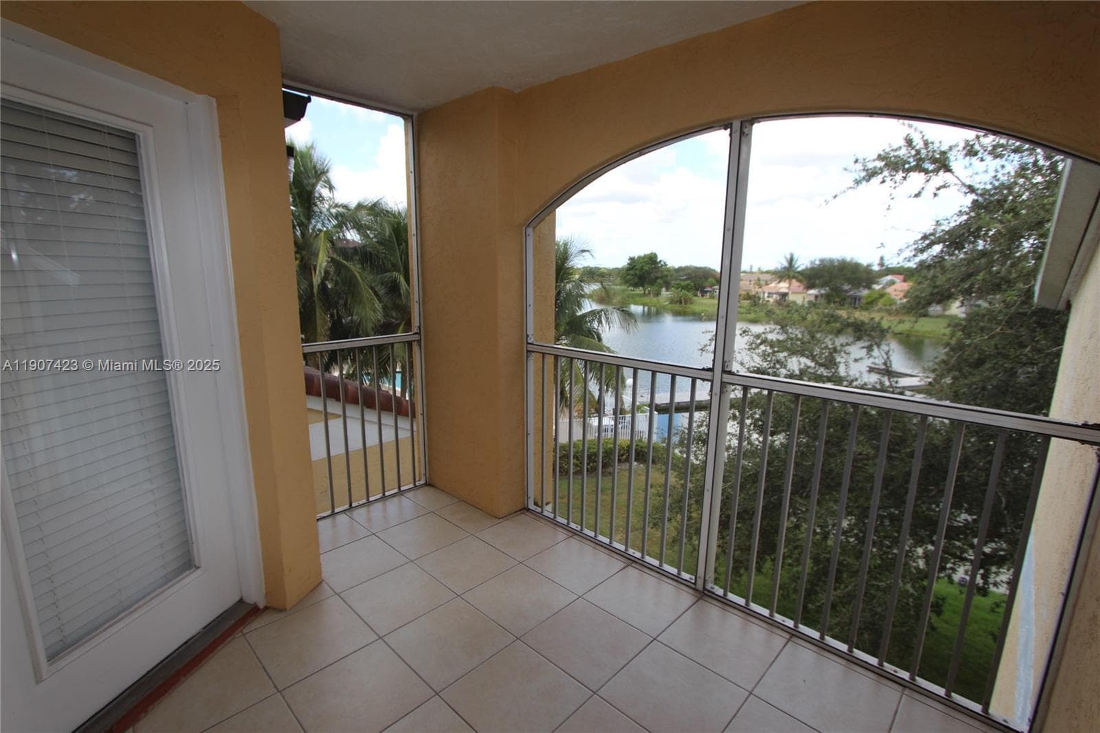SAILBOAT POINTE CONDO · #213 in Oakland Park - Photo 9