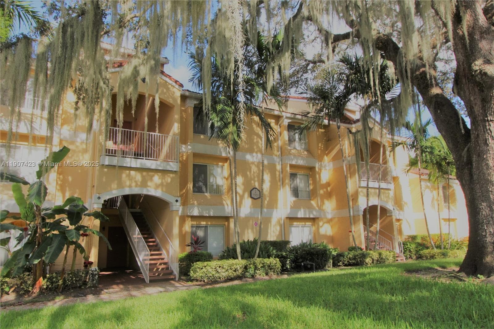 SAILBOAT POINTE CONDO · #213 in Oakland Park - Photo 18