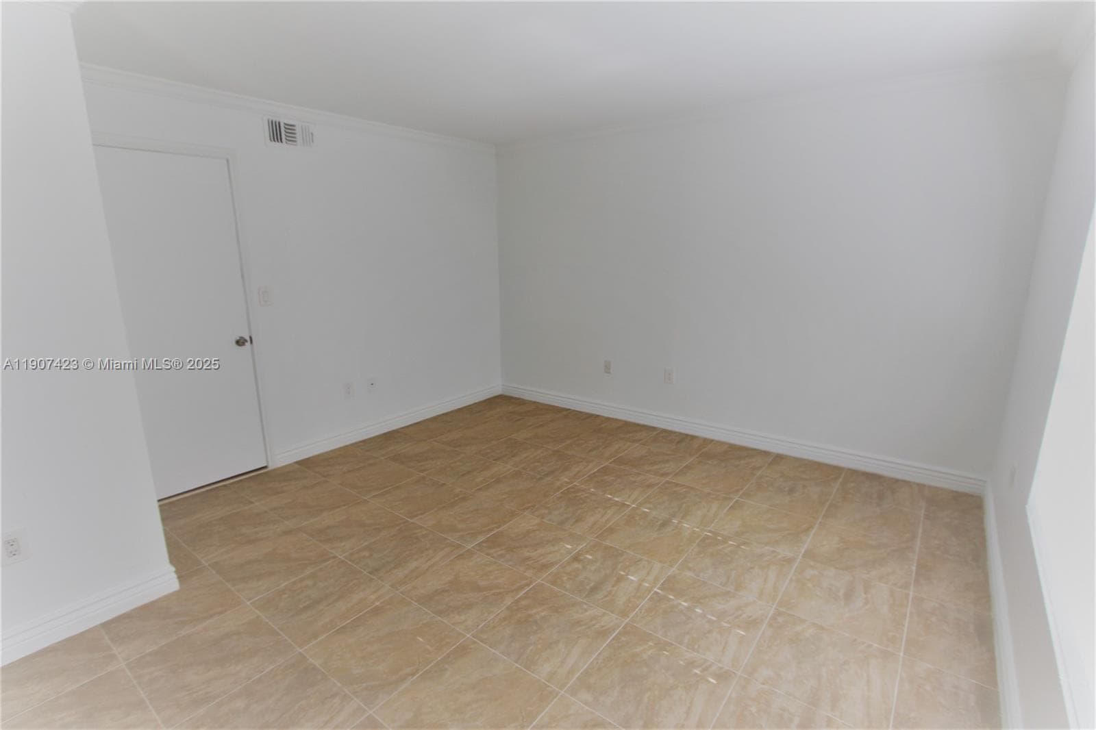 SAILBOAT POINTE CONDO · #213 in Oakland Park - Photo 15