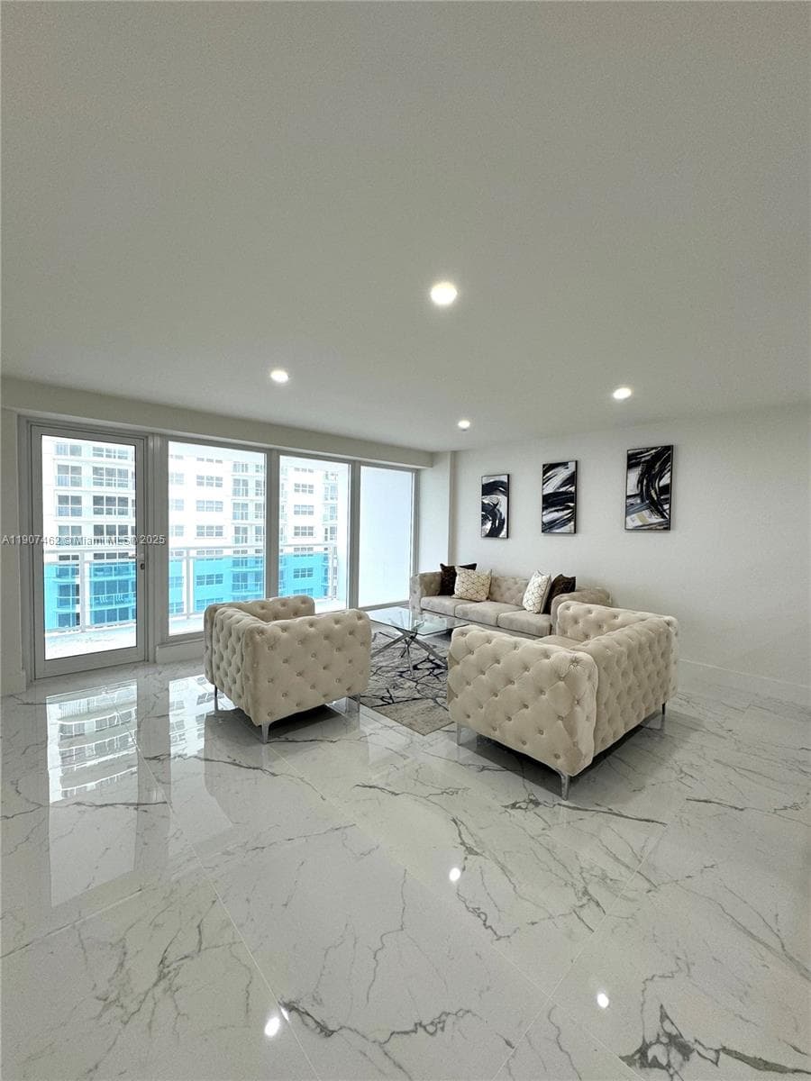 COMMODORE CONDO · #908 in Fort Lauderdale - Photo 3