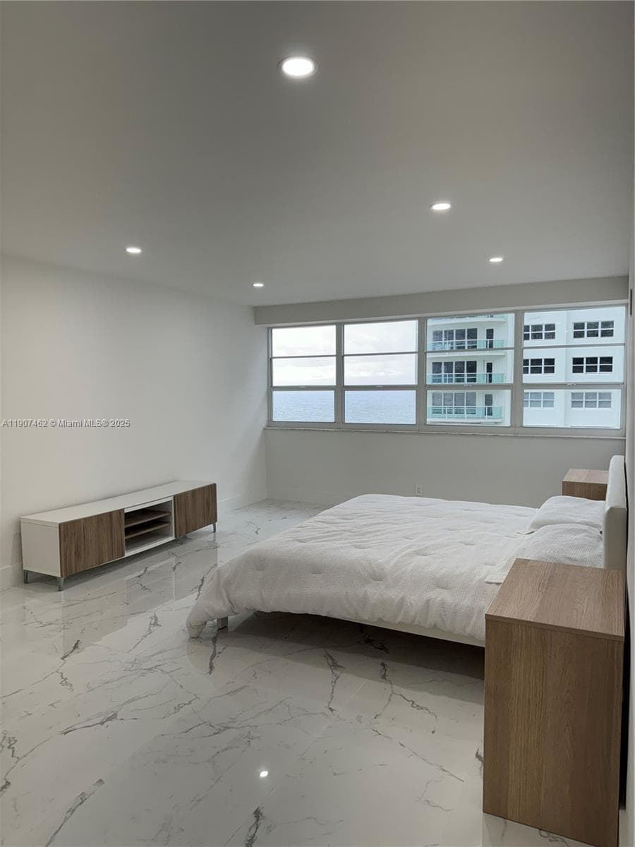 COMMODORE CONDO · #908 in Fort Lauderdale - Photo 10