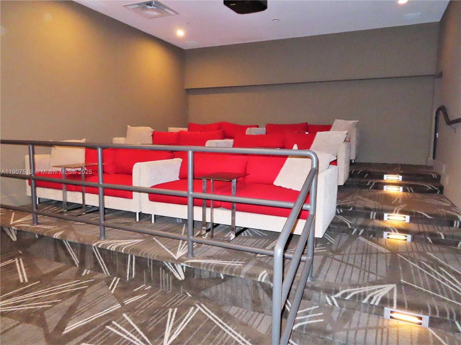 ARLEN BEACH CONDO · #304 in Miami Beach - Photo 34