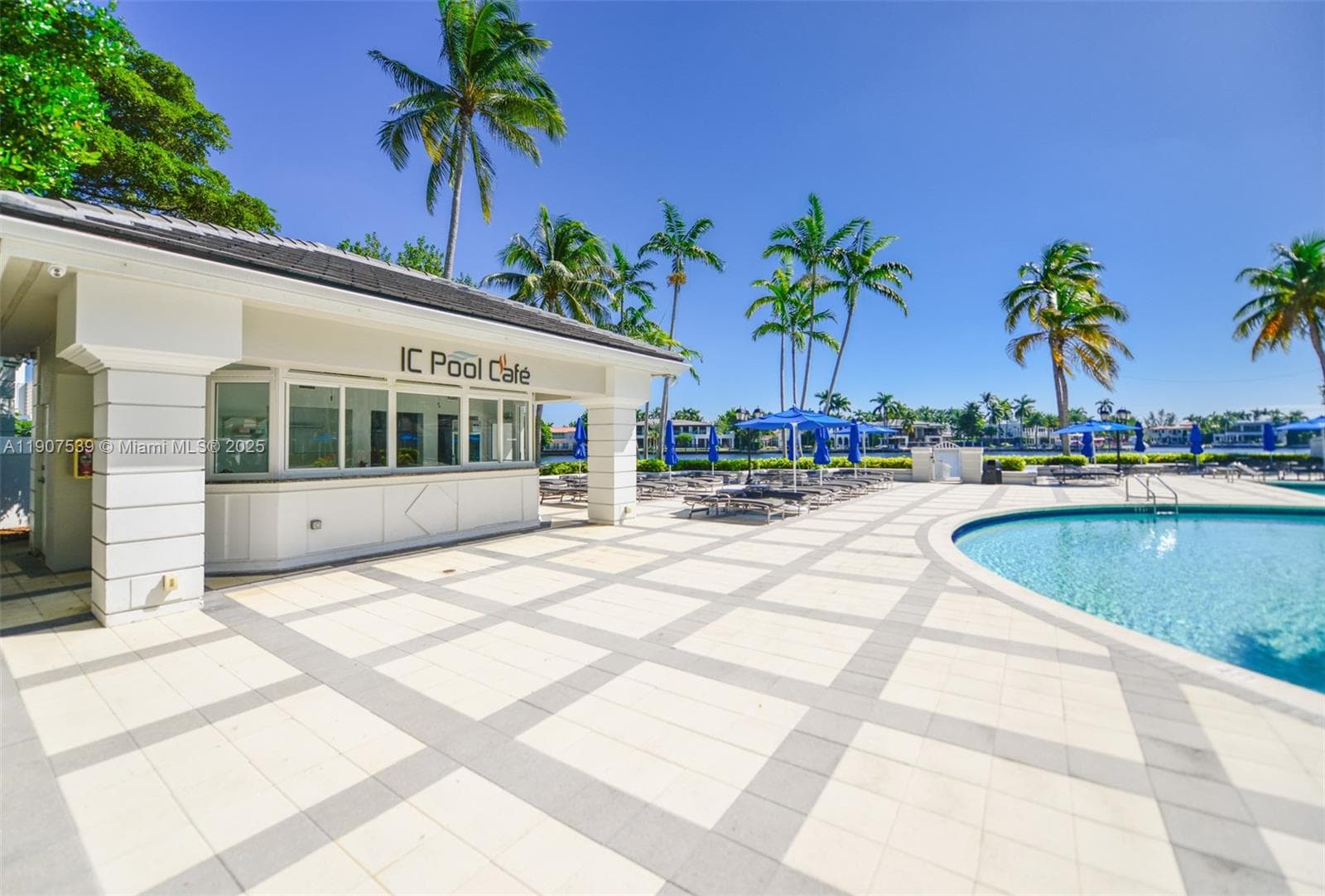 ATLANTIC III AT THE POINT · #702 in Aventura - Photo 43