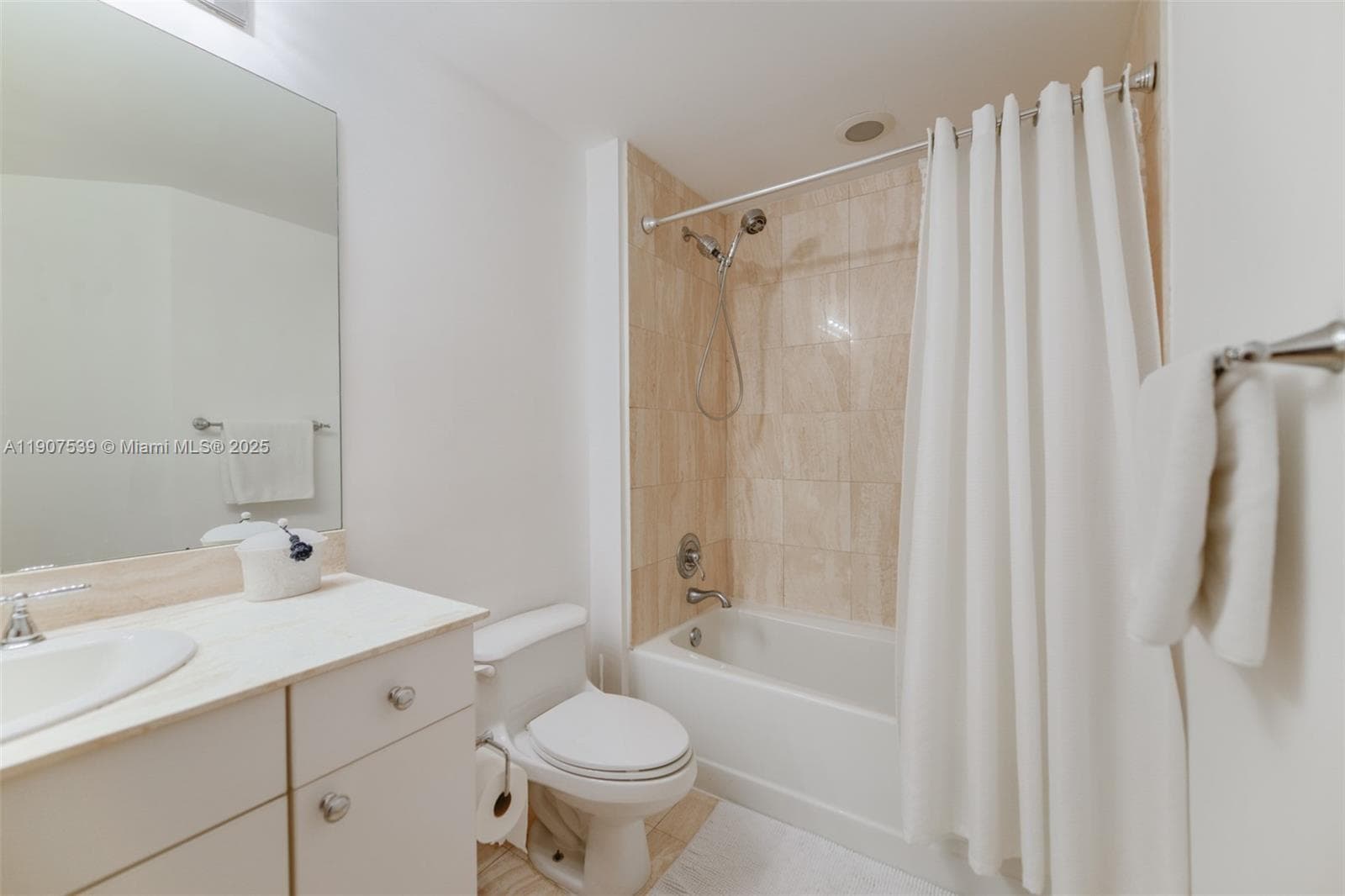 ATLANTIC III AT THE POINT · #702 in Aventura - Photo 18
