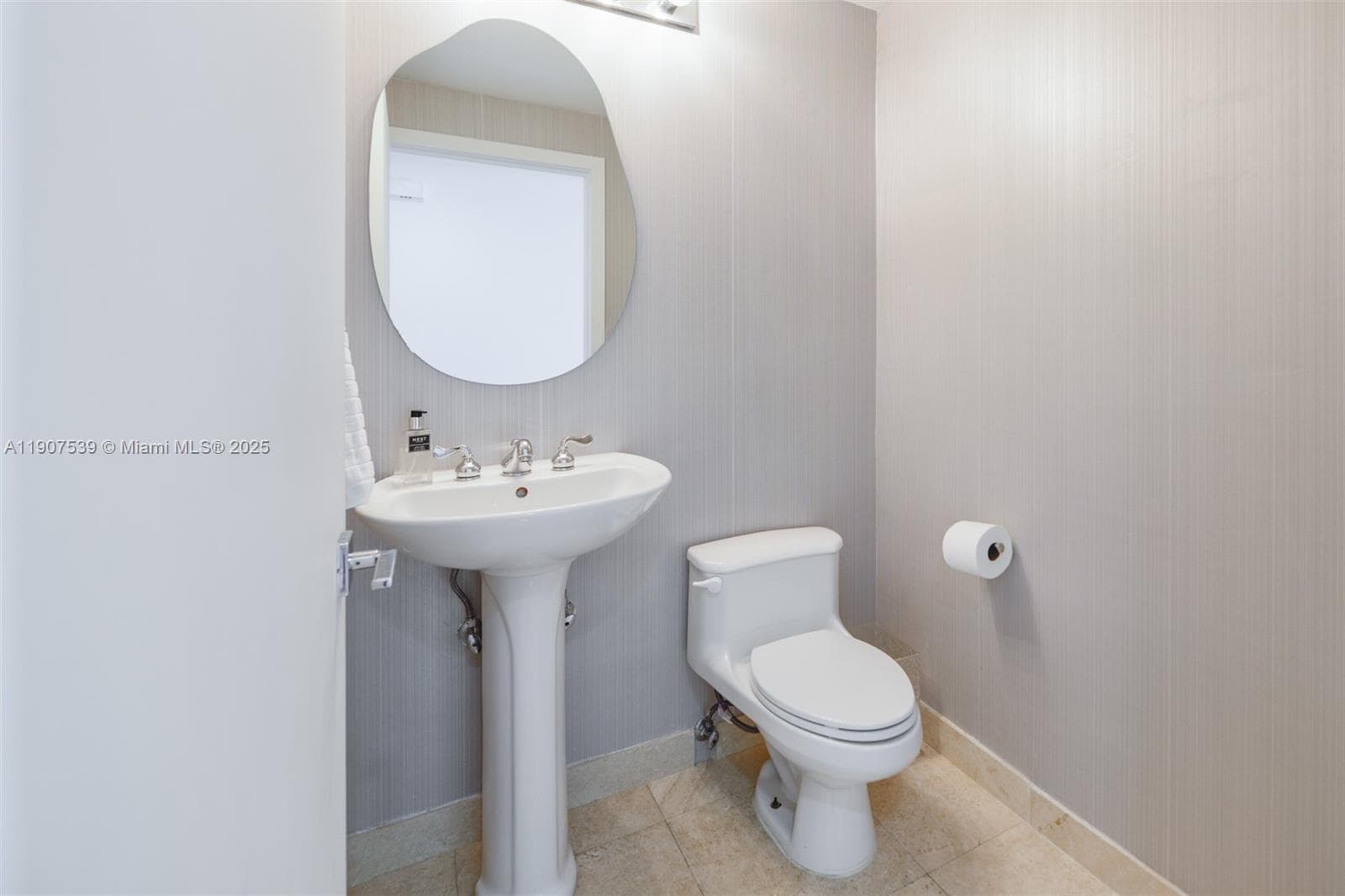 ATLANTIC III AT THE POINT · #702 in Aventura - Photo 15