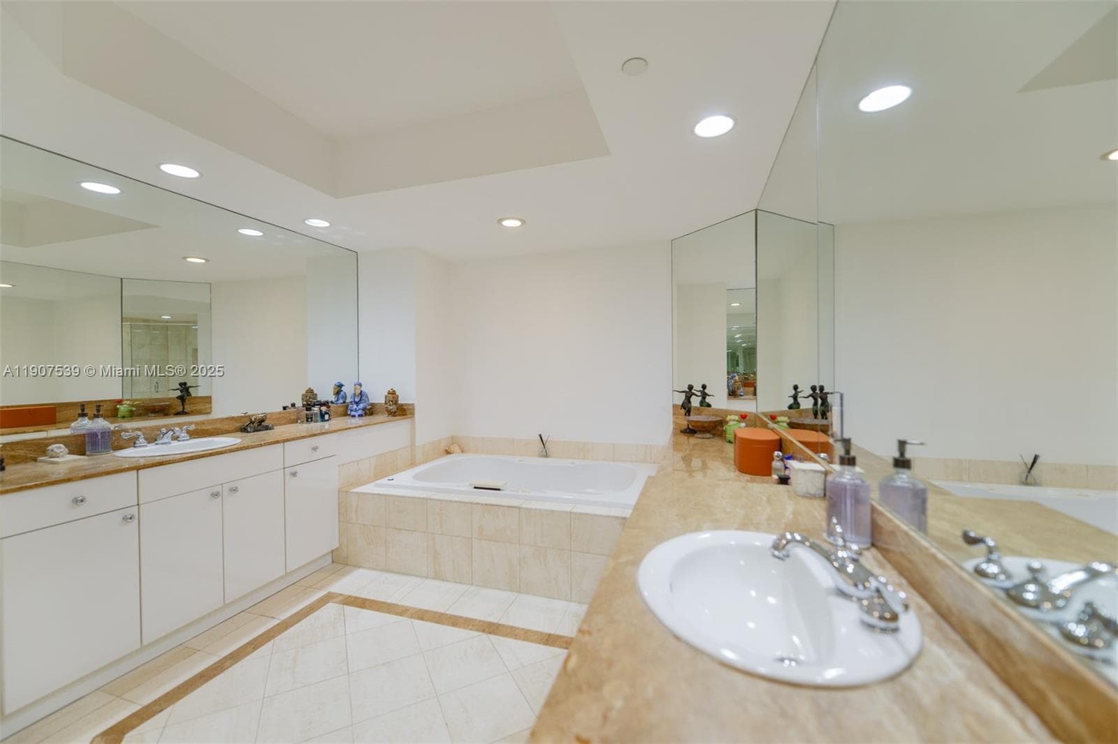 ATLANTIC III AT THE POINT · #702 in Aventura - Photo 25
