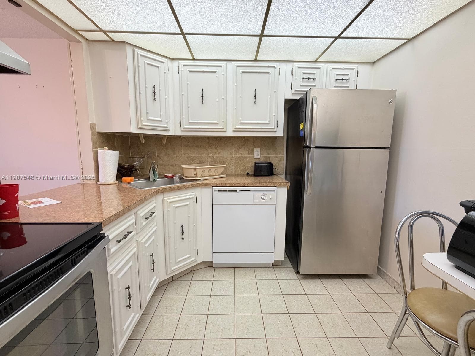 Desoto · #305 in Hallandale Beach - Photo 4