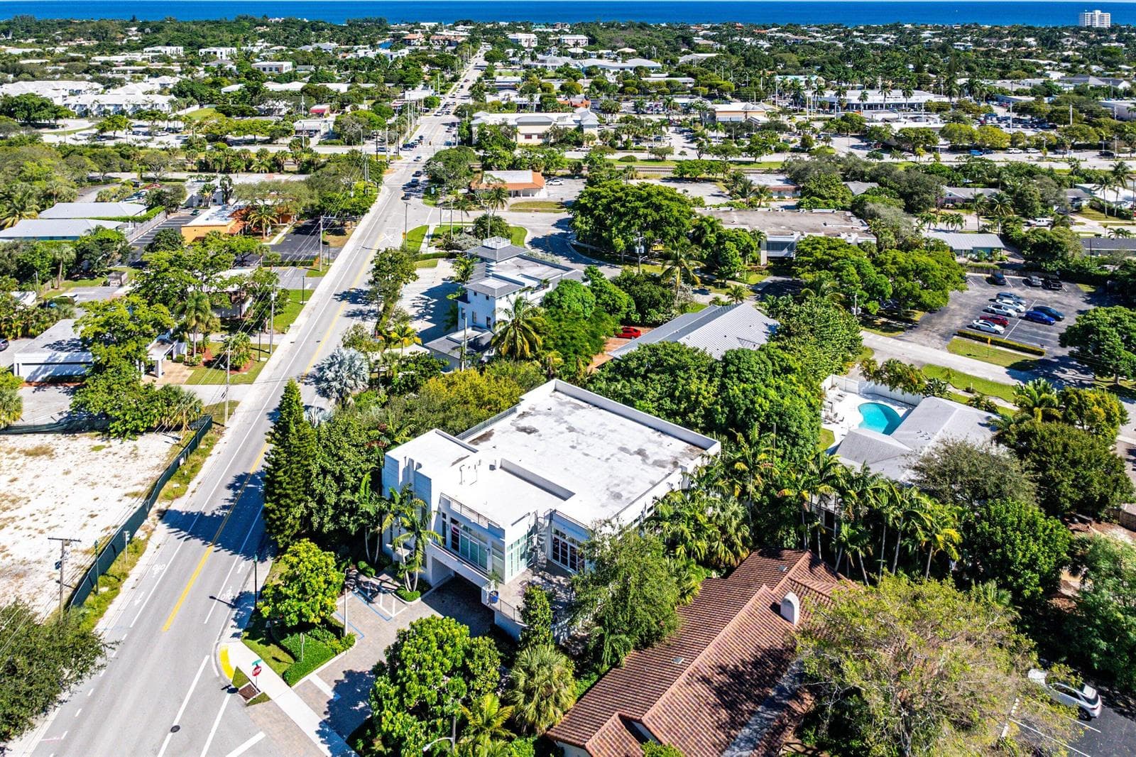 054-226PalmCourt-DelrayBeach-FL-33444-SM