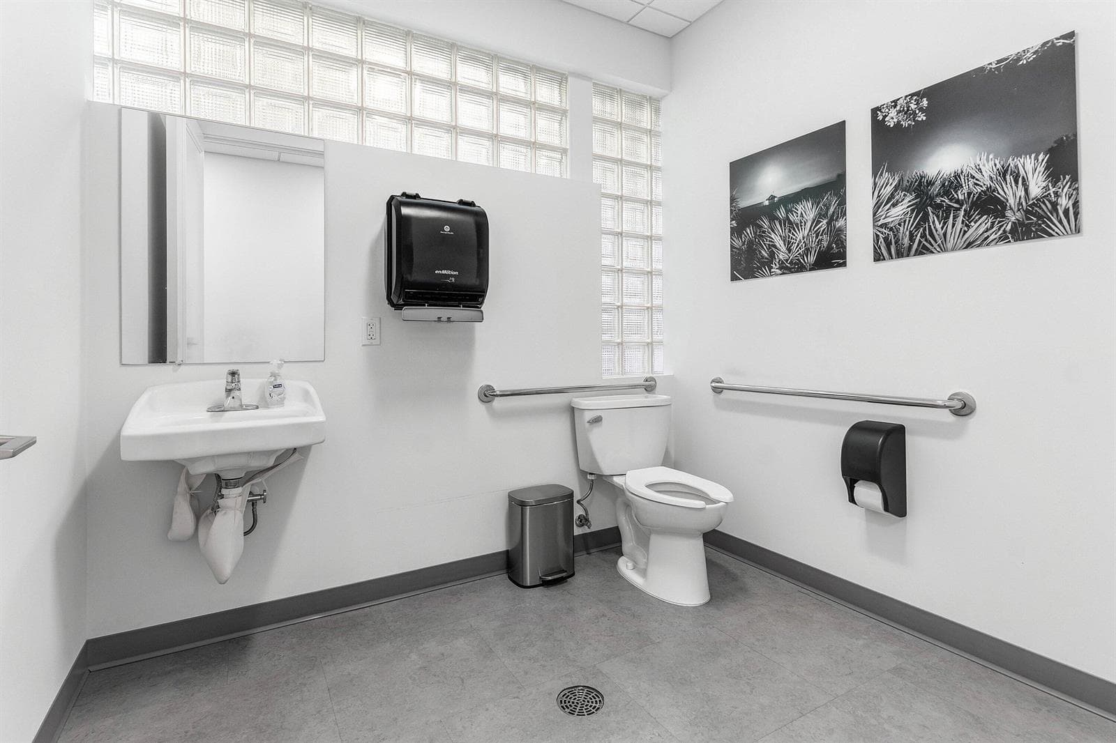 035-226PalmCourt-DelrayBeach-FL-33444-SM