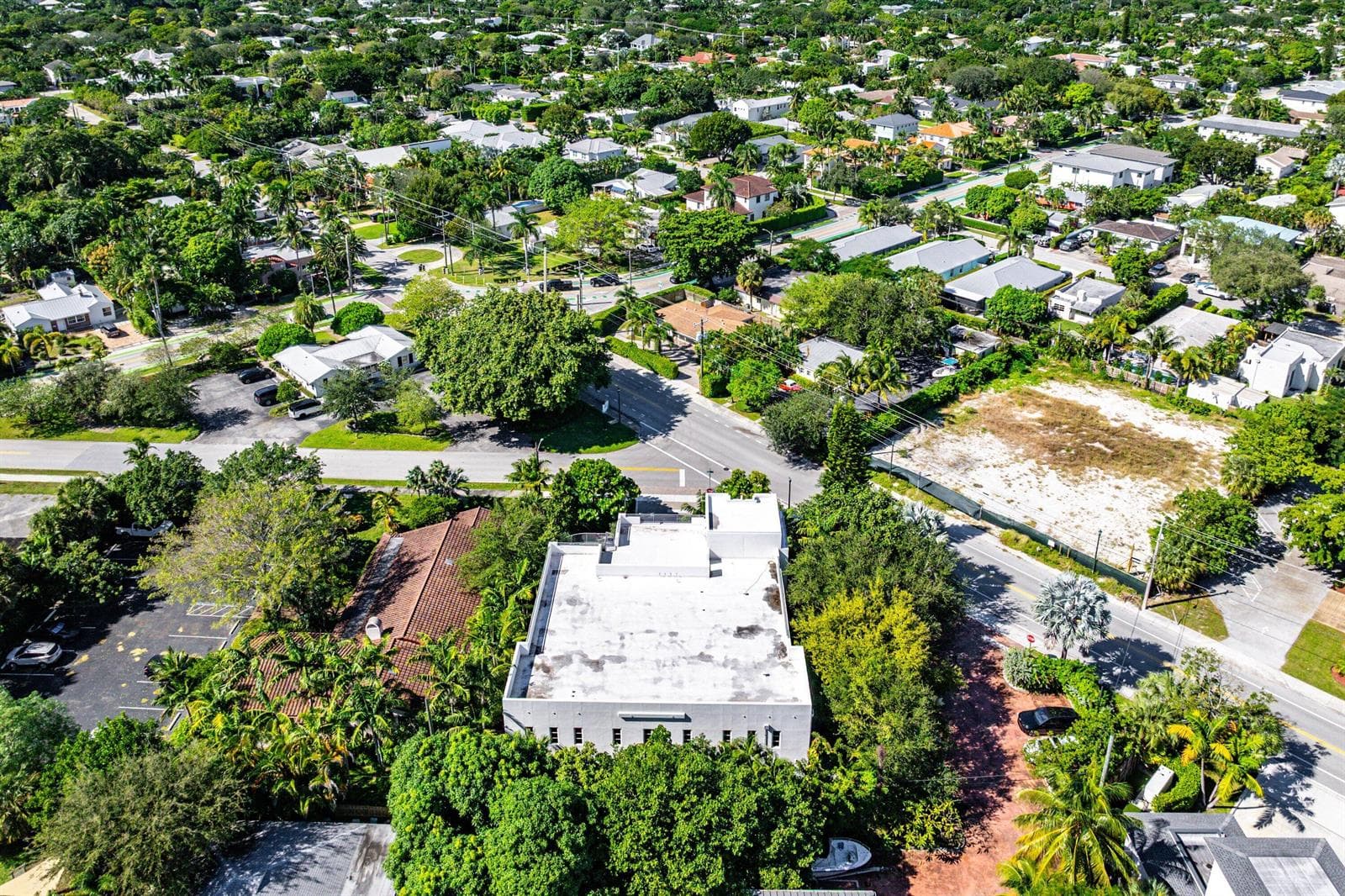 057-226PalmCourt-DelrayBeach-FL-33444-SM
