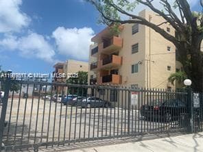 VISTA ALEGRE CONDO · #303 in Miami - Photo 2