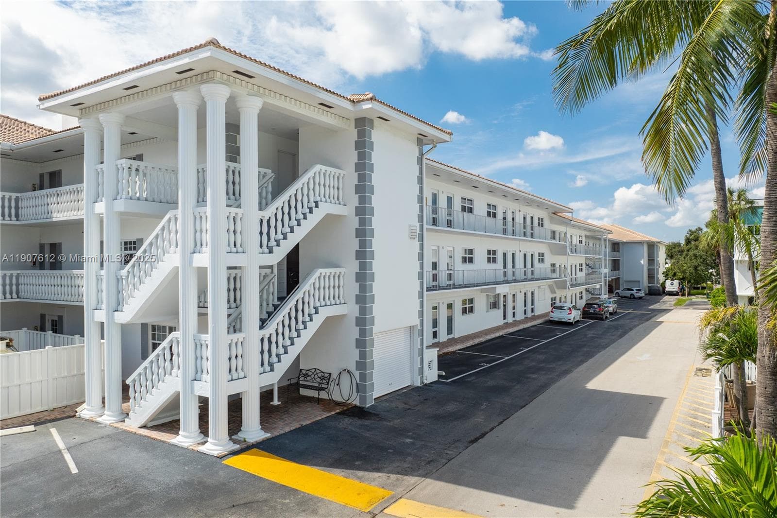 NORTH LEISURE GARDENS · #222 in Lauderdale By The Sea - Photo 16