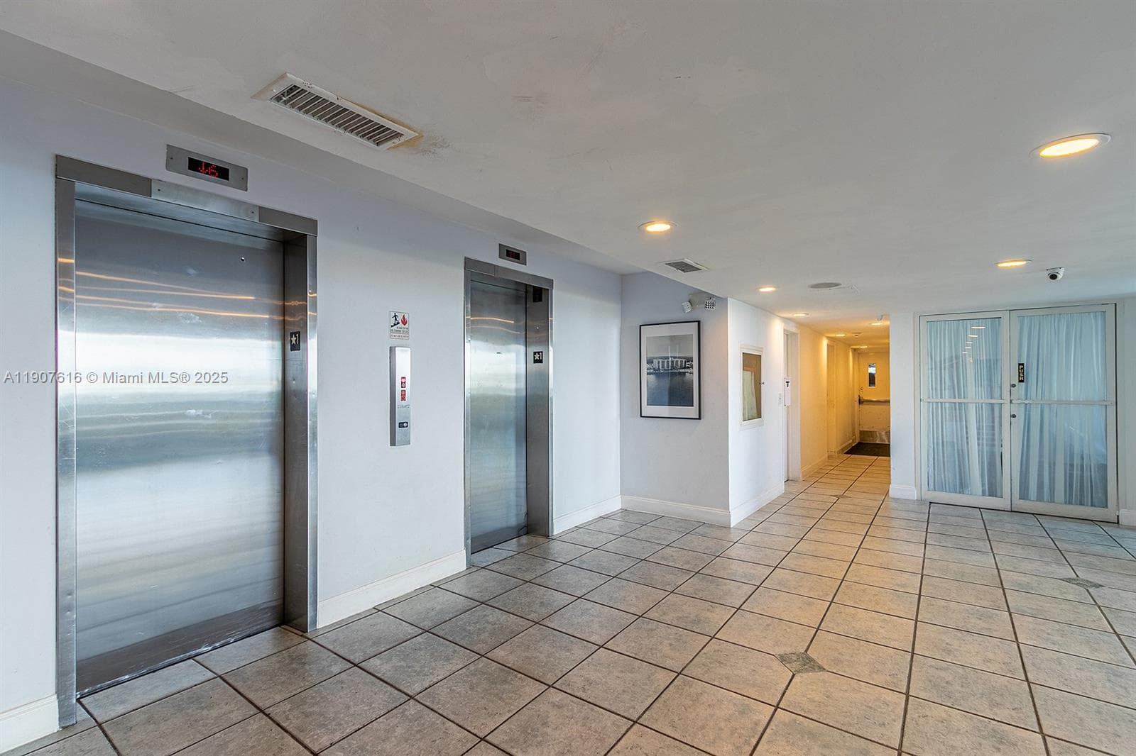 CARLTON BAY CONDO · #6Q in North Miami Beach - Photo 23