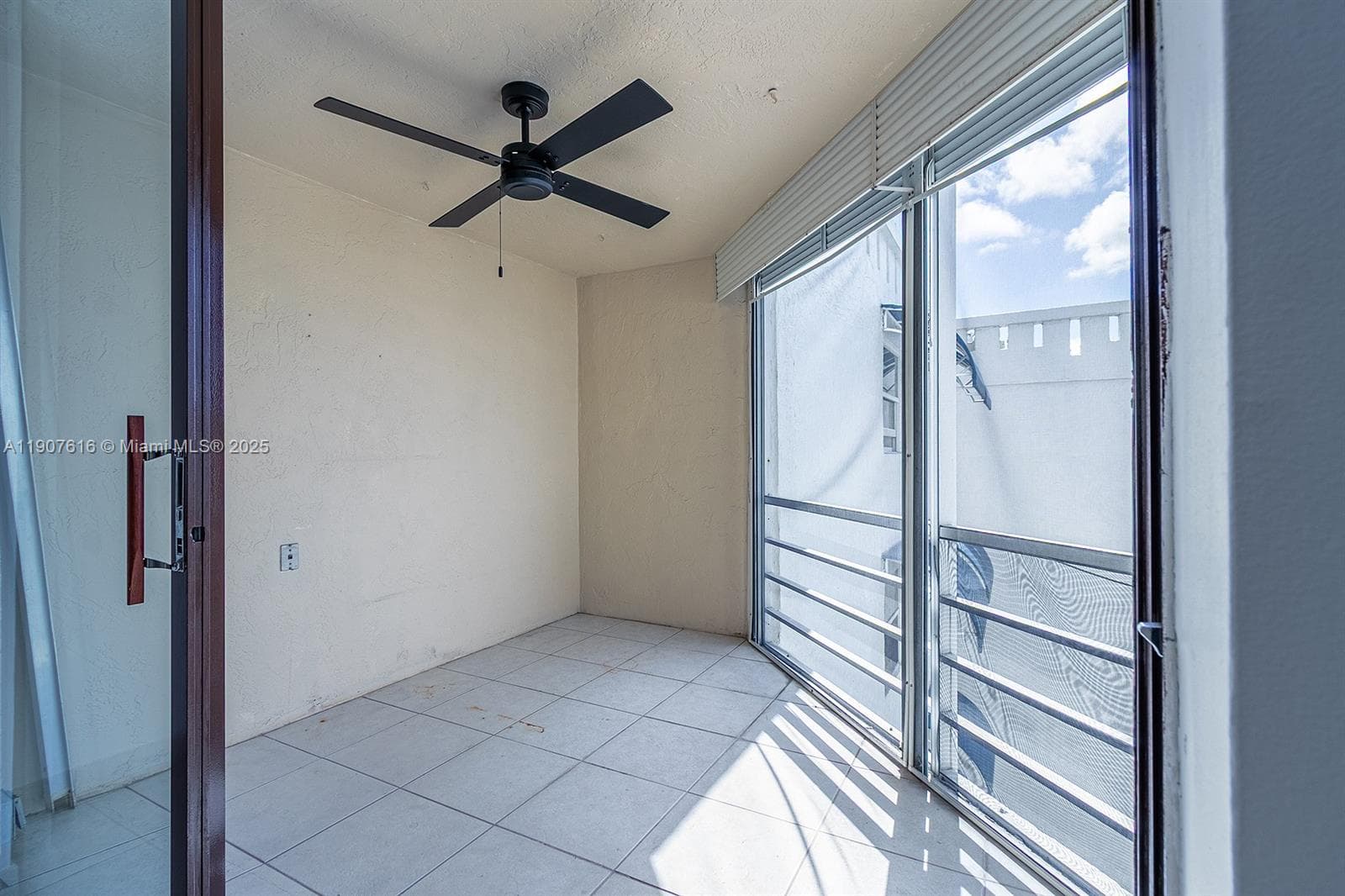 CARLTON BAY CONDO · #6Q in North Miami Beach - Photo 16