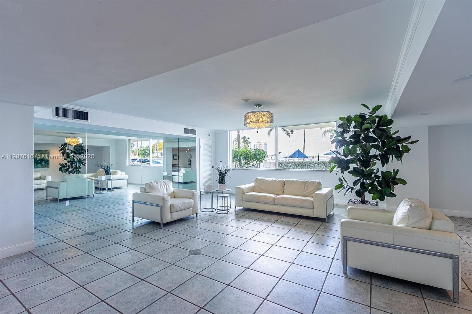 CARLTON BAY CONDO · #6Q in North Miami Beach - Photo 22
