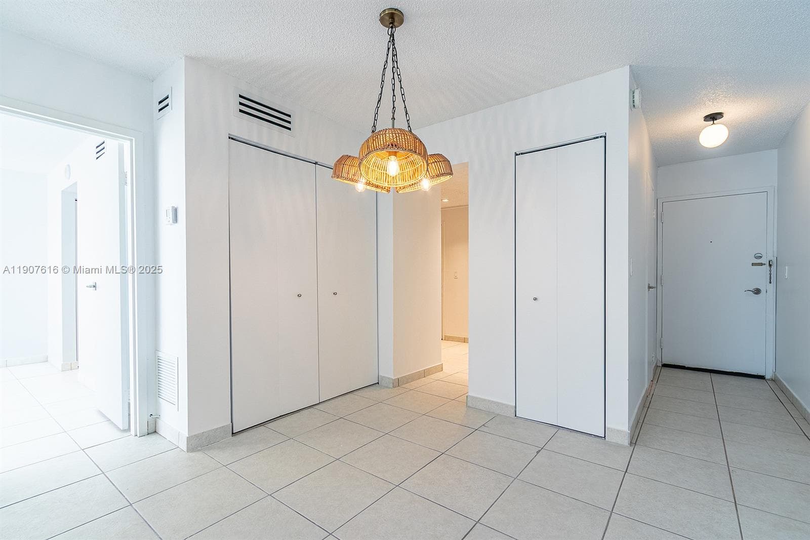CARLTON BAY CONDO · #6Q in North Miami Beach - Photo 7