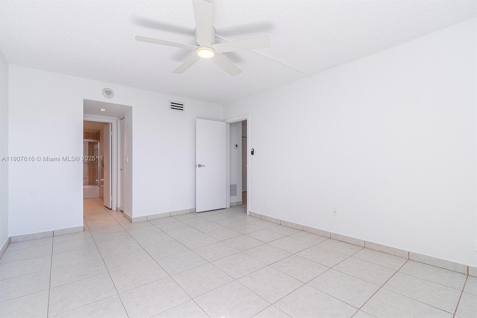 CARLTON BAY CONDO · #6Q in North Miami Beach - Photo 9