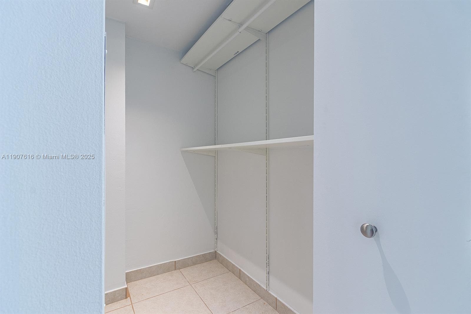CARLTON BAY CONDO · #6Q in North Miami Beach - Photo 11