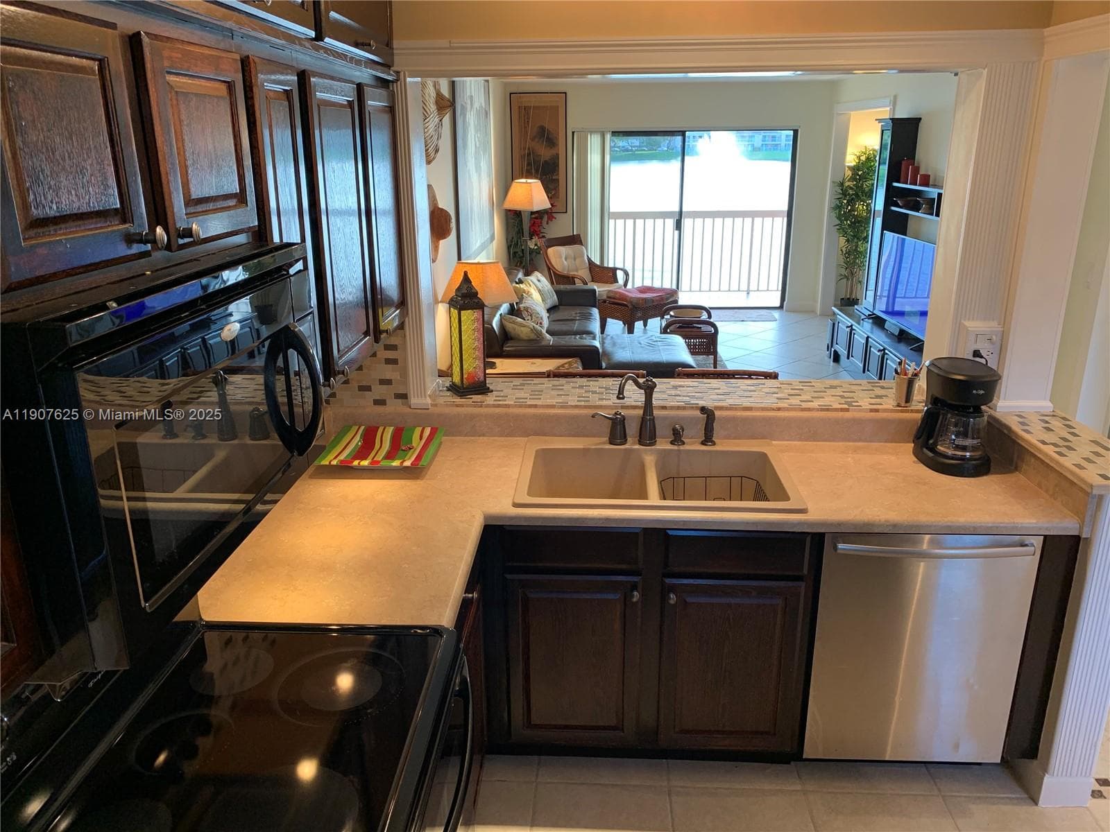 VILLAS AT LAKEVIEW CONDO · #134 in Fort Lauderdale - Photo 5