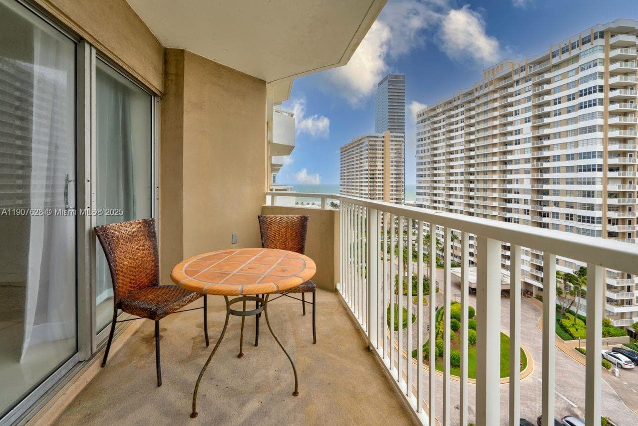 THE HEMISPHERES CONDO · #11 P in Hallandale Beach - Photo 16