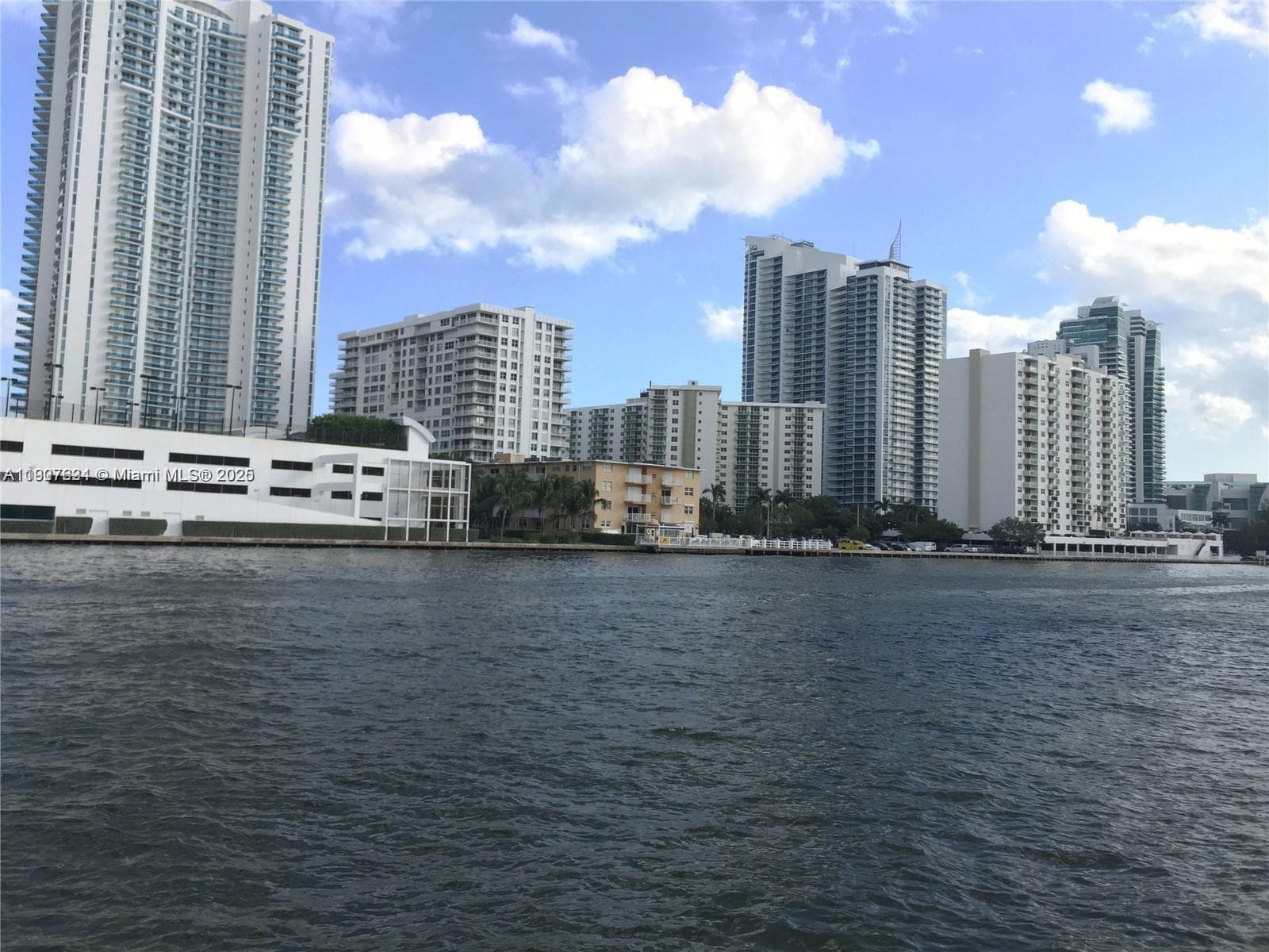 OCEANVIEW PARK CONDO · #511 in Hallandale Beach - Photo 16