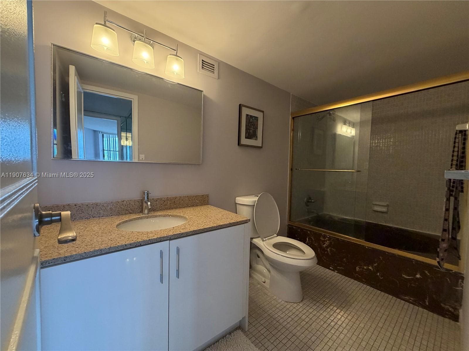 OCEANVIEW PARK CONDO · #511 in Hallandale Beach - Photo 9