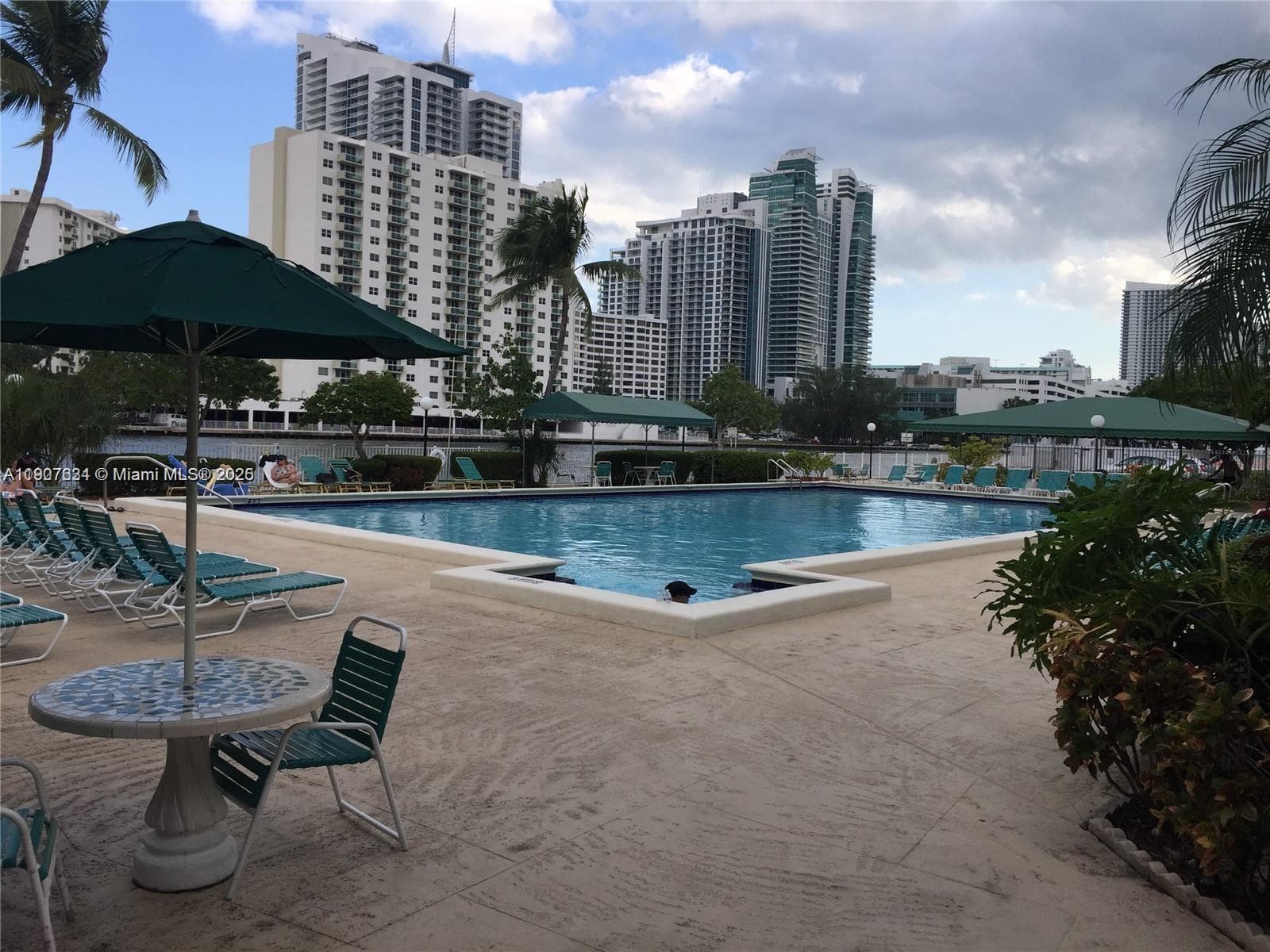 OCEANVIEW PARK CONDO · #511 in Hallandale Beach - Photo 14