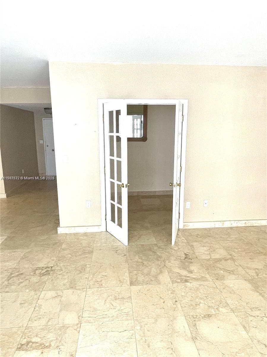IMPERIAL HOUSE CONDO · #7B in Miami Beach - Photo 5