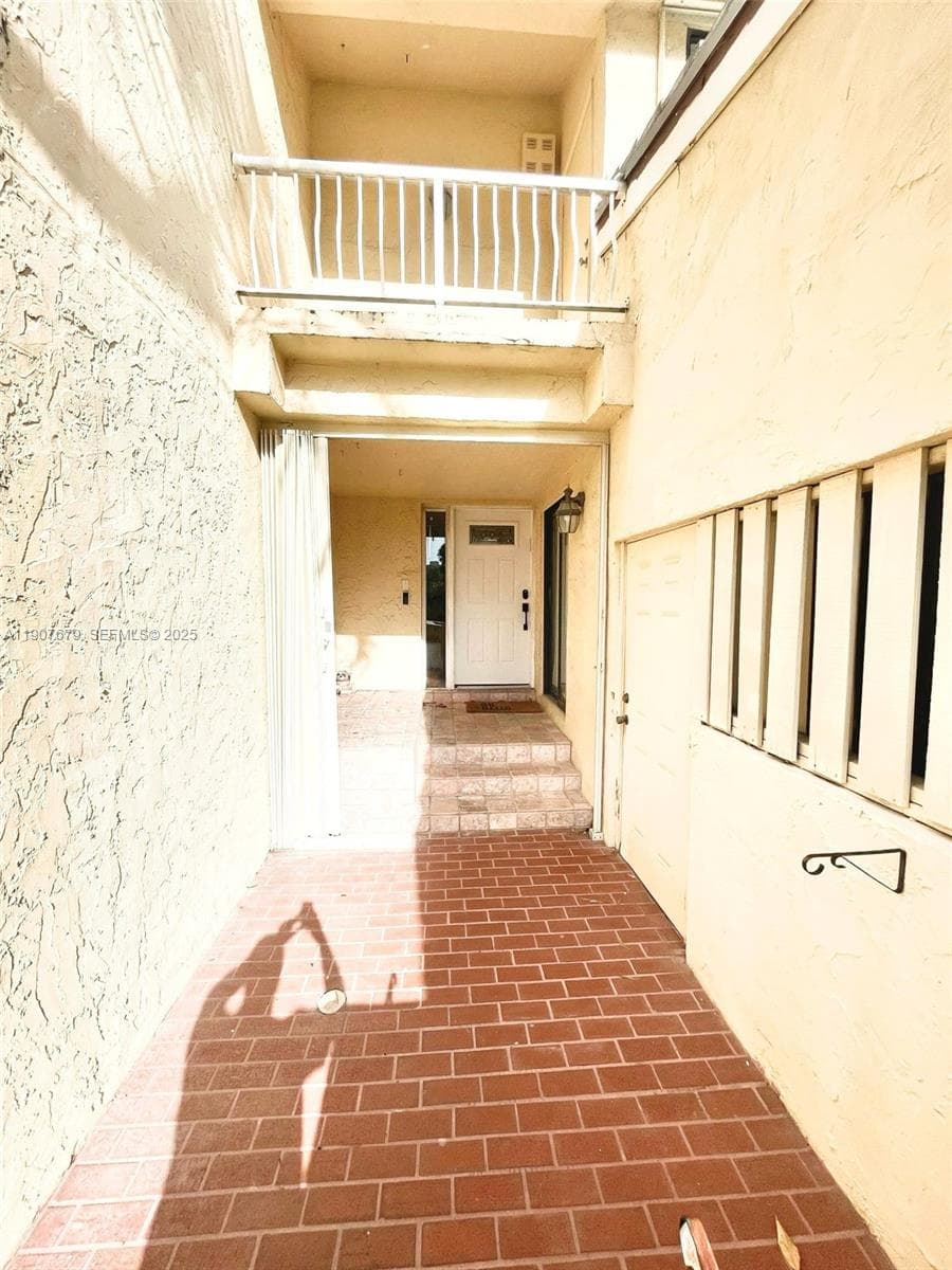 20444 NE 34th Ct #12 photo 23