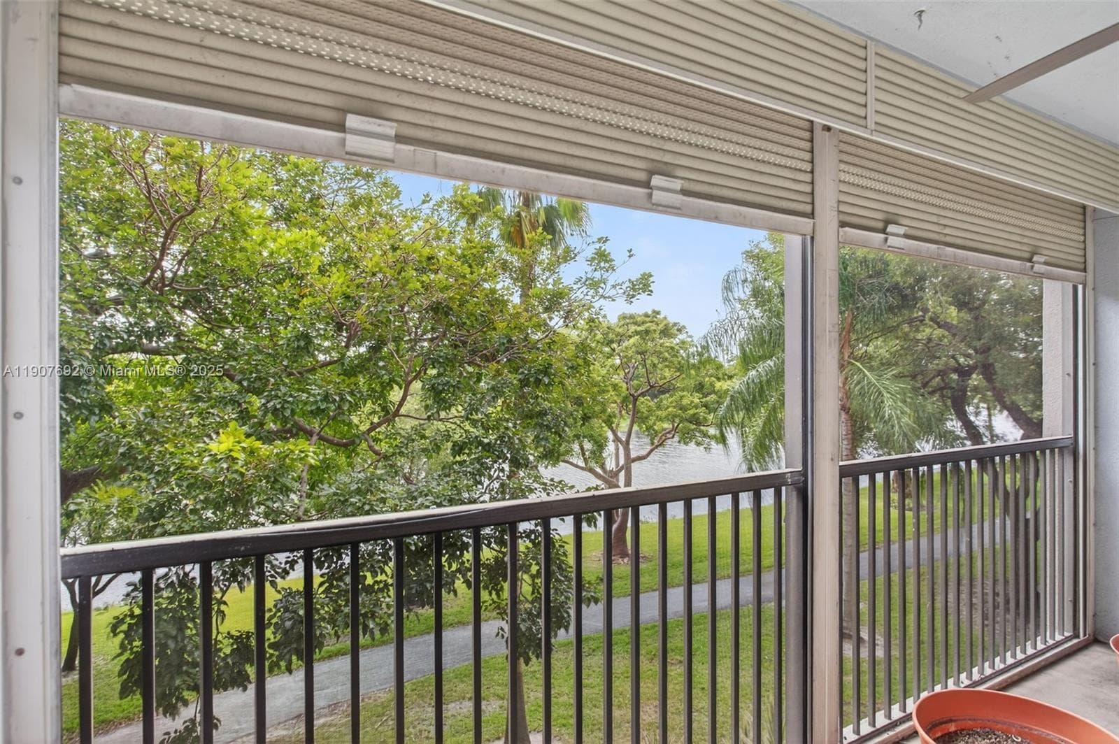 CYPRESS BEND CONDOMINIUM · #301 in Pompano Beach - Photo 17