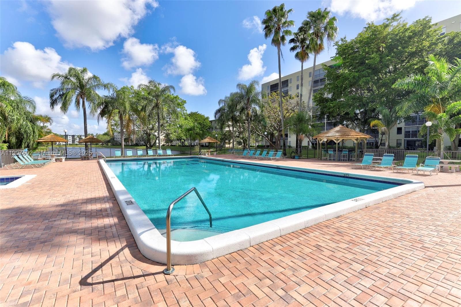 CYPRESS BEND CONDOMINIUM · #301 in Pompano Beach - Photo 26