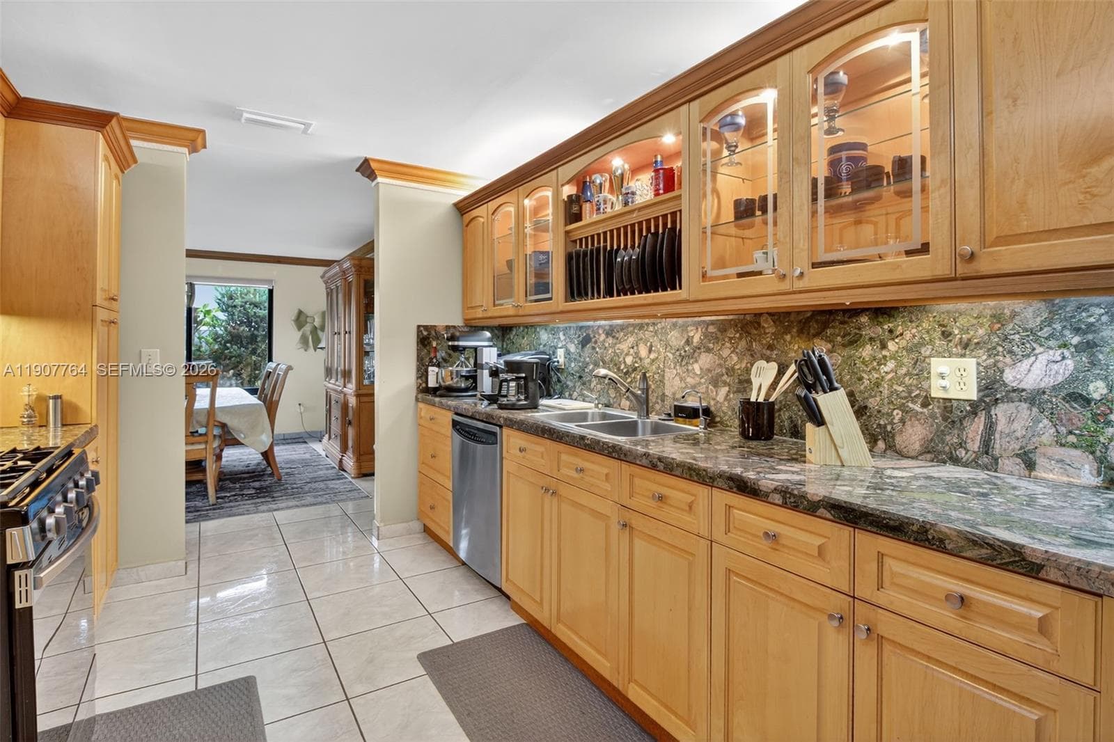 15010 Dunbarton Pl photo 10
