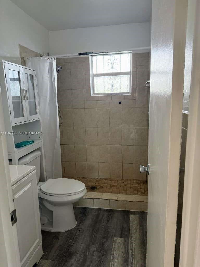 GROVE GARDENS CONDO · #4311 in Miami - Photo 9
