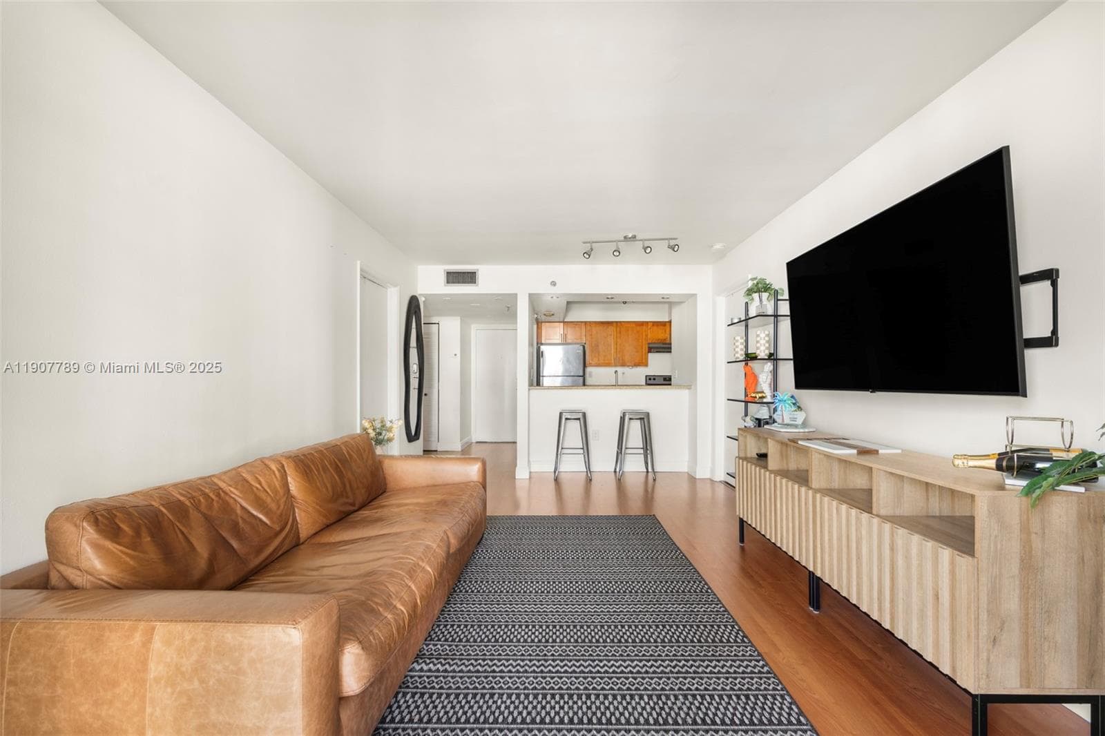 The Madison Downtown · #W-906 in Miami - Photo 2