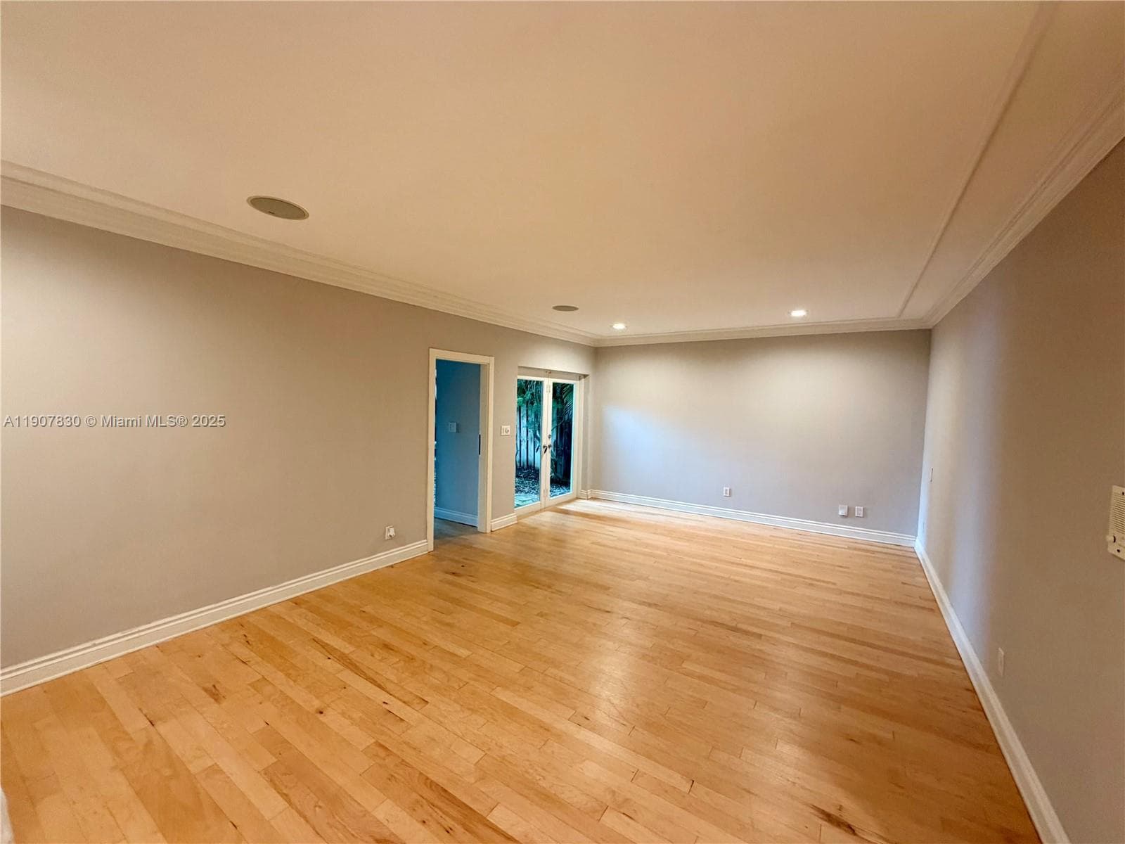 1375 N Biscayne Point Rd photo 14
